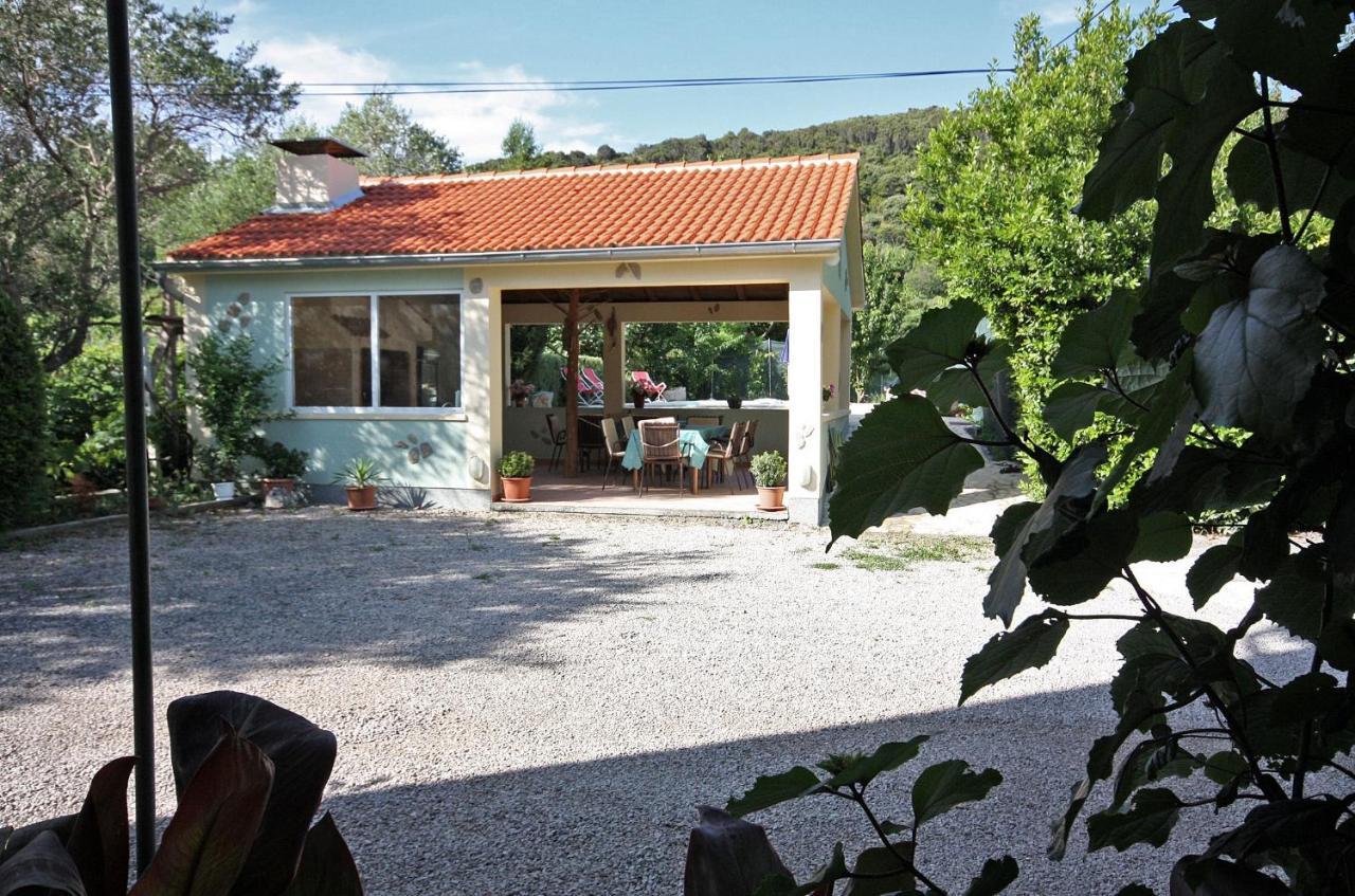 Family Friendly Apartments With A Swimming Pool Supetarska Draga - Donja, Rab - 2019 Екстер'єр фото