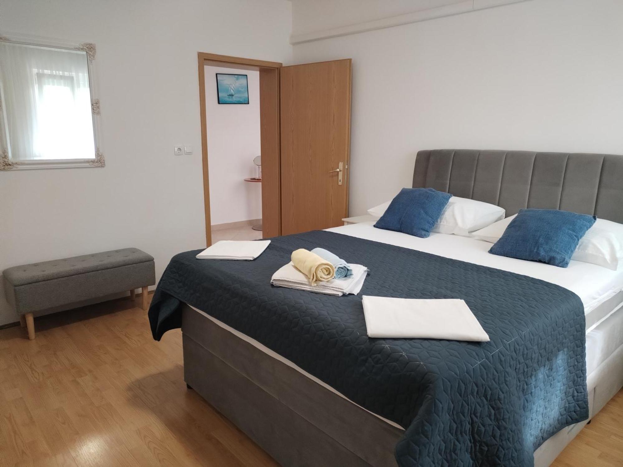 Family Friendly Apartments With A Swimming Pool Supetarska Draga - Donja, Rab - 2019 Екстер'єр фото