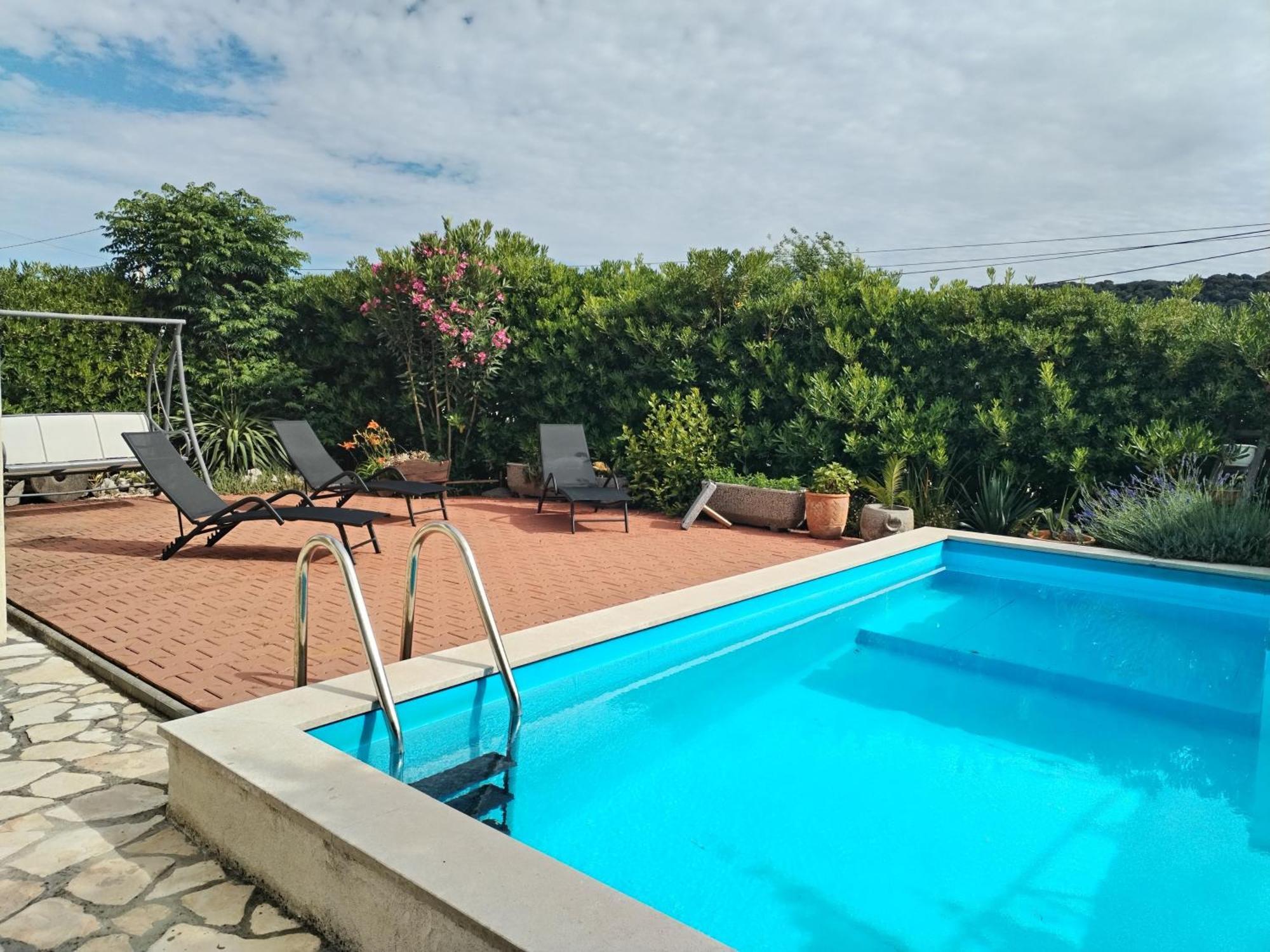 Family Friendly Apartments With A Swimming Pool Supetarska Draga - Donja, Rab - 2019 Екстер'єр фото